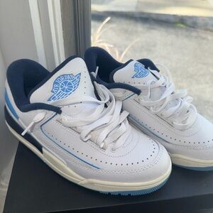 Jordan Kids' Sneakers in White and Navy